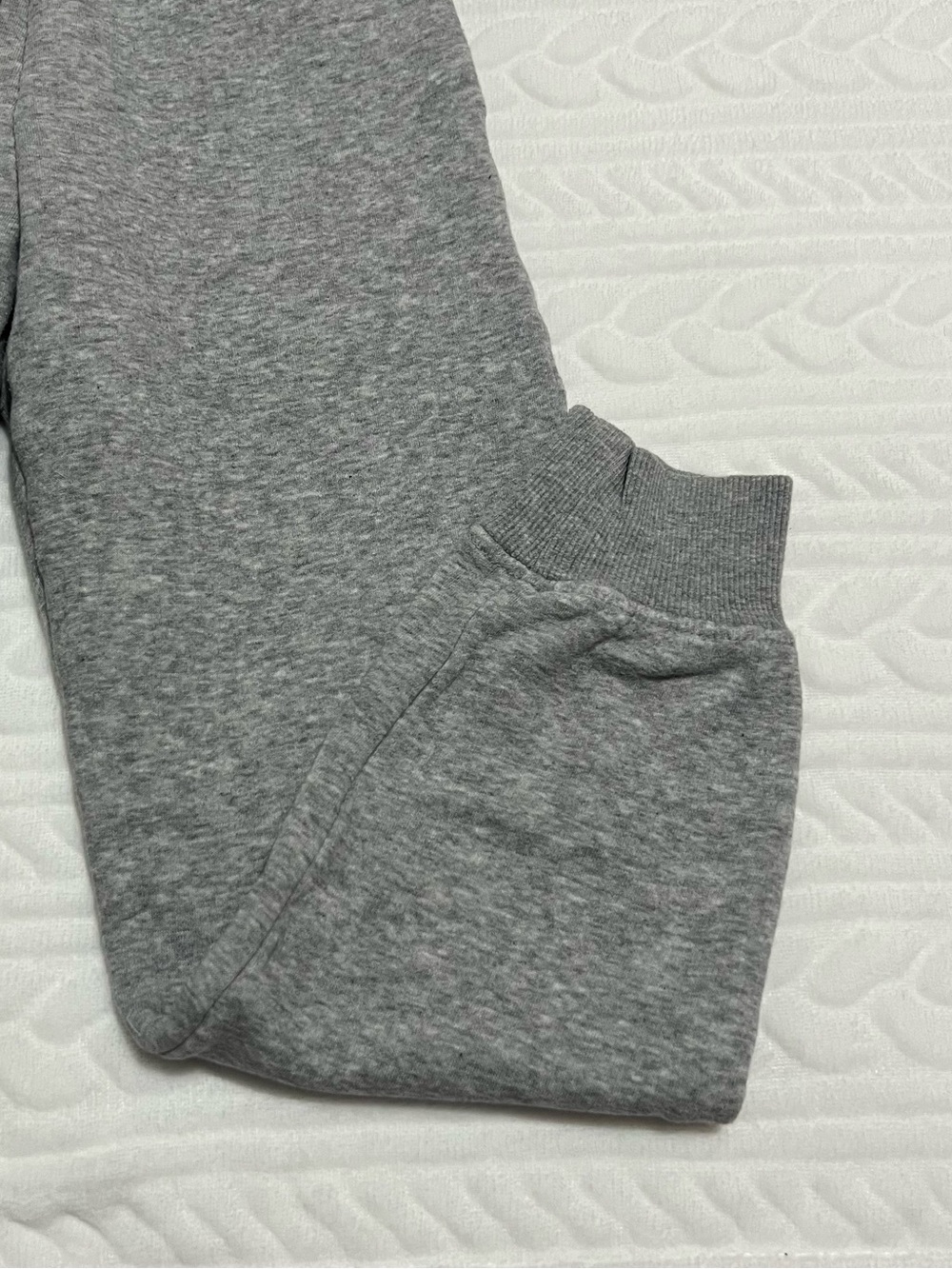 💗 H&M - Kids Gray Fleece Jogger Sweatpants - Picture 4 of 10